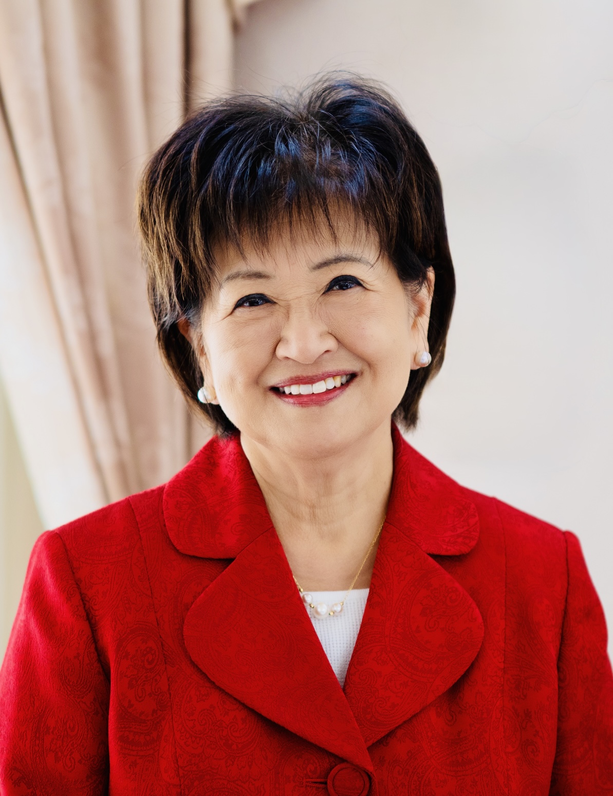 Sue Chan Headshot
